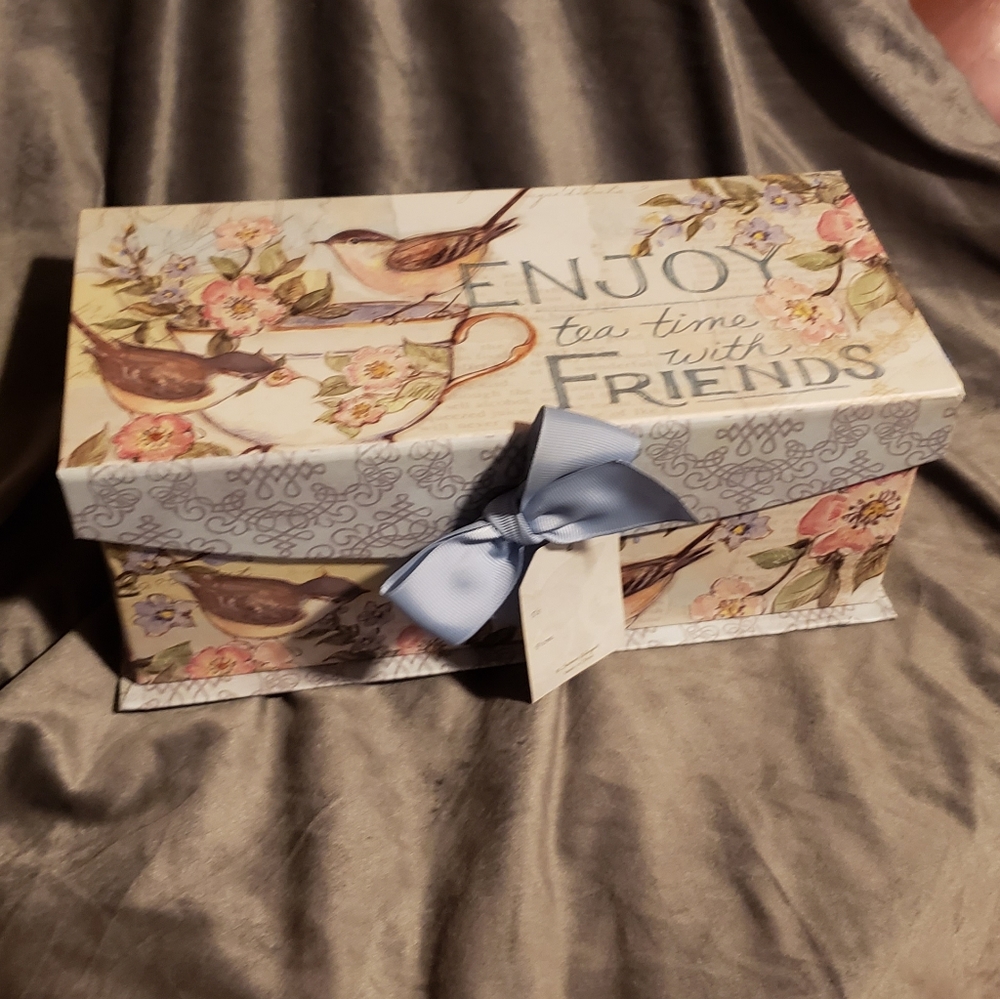 Ornate Keepsake Gift Box